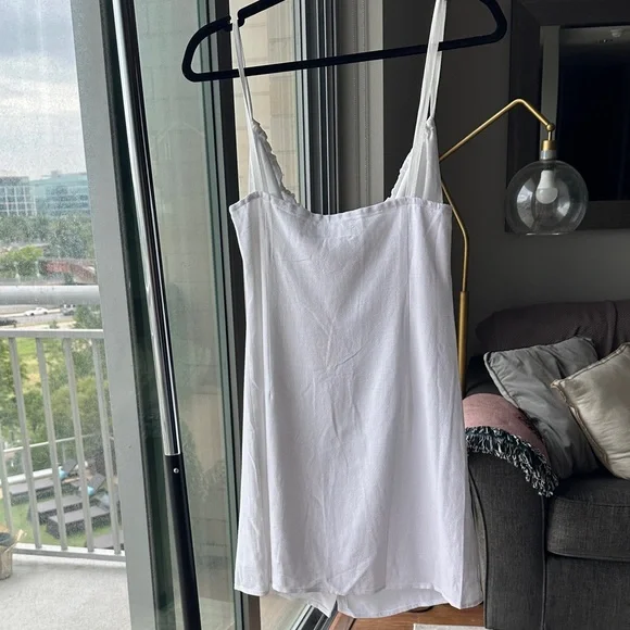 White Button-Down Linen Dress - Picture 4 of 5